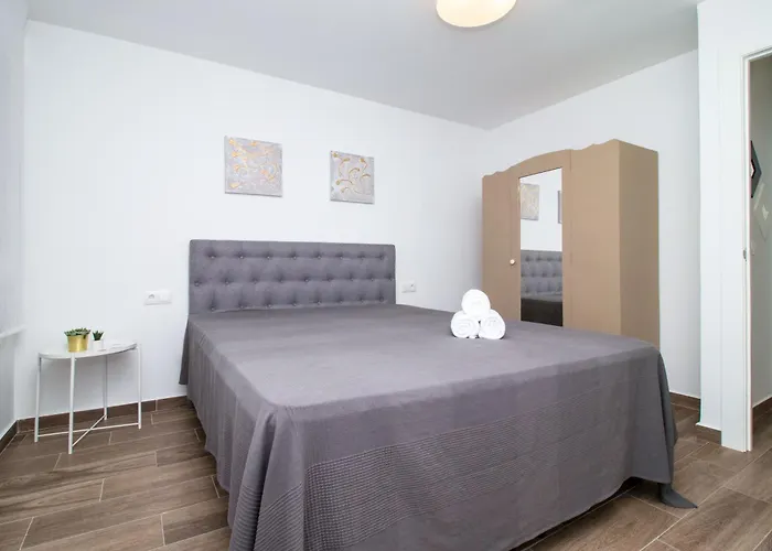 Apartamento Espanatour Valencia 9 *